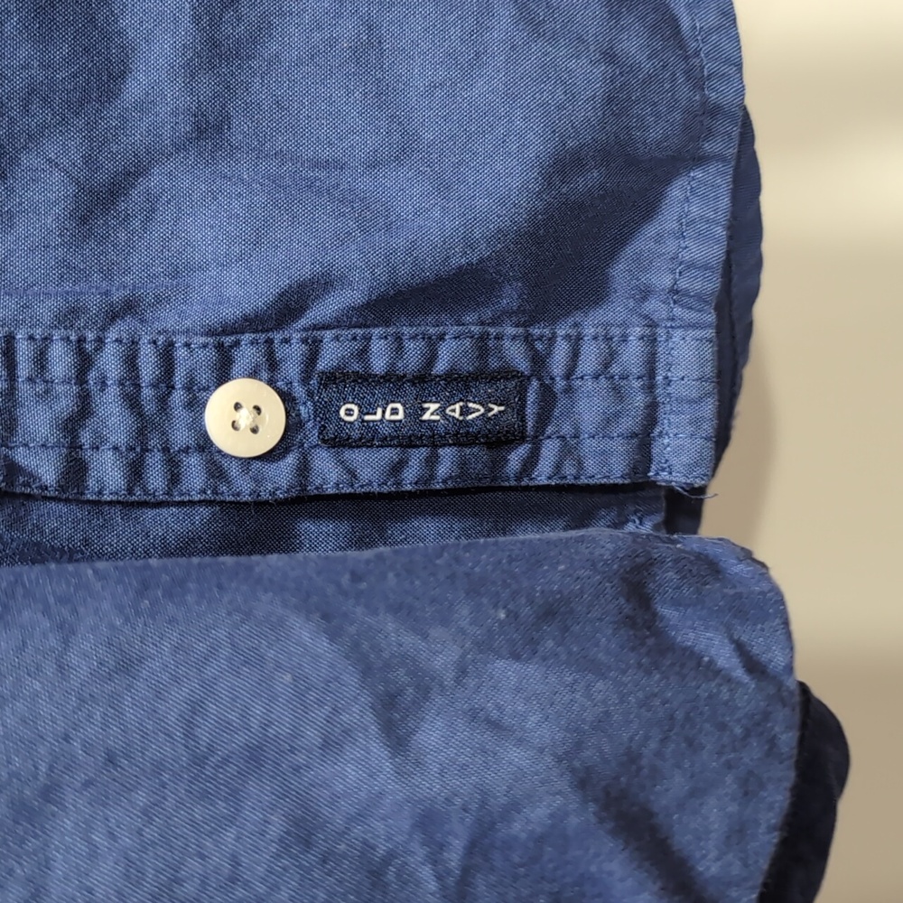 Button-Up Shirt - Picture 3 of 4